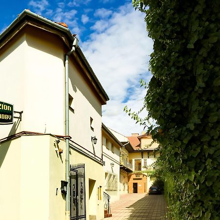 Penzion Hradby Prešov Екстериор снимка